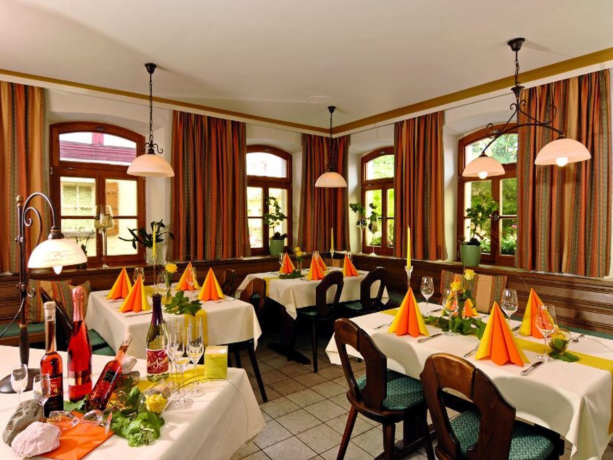 Hotel-Gasthof Rotes Ross Markt Einersheim 외부 사진